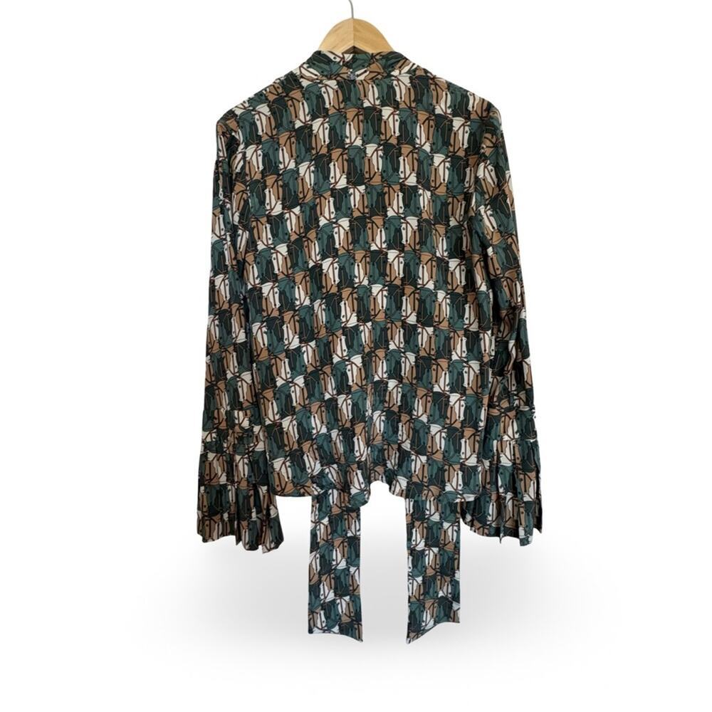 Adriana Degreas 100% Silk Horse Print Blouse Made in Brazil Equestrian Size M - Picture 12 of 14